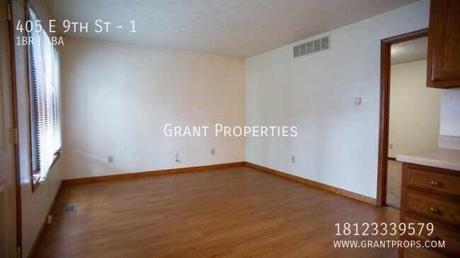 Foto del edificio - 405 E 9th St