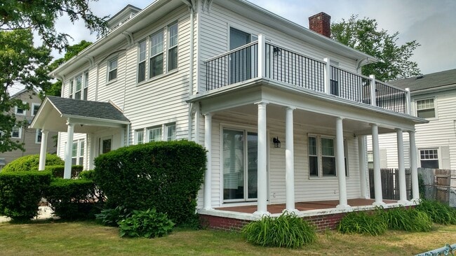 Building Photo - Providence- Stunning Elmwood Single Family...