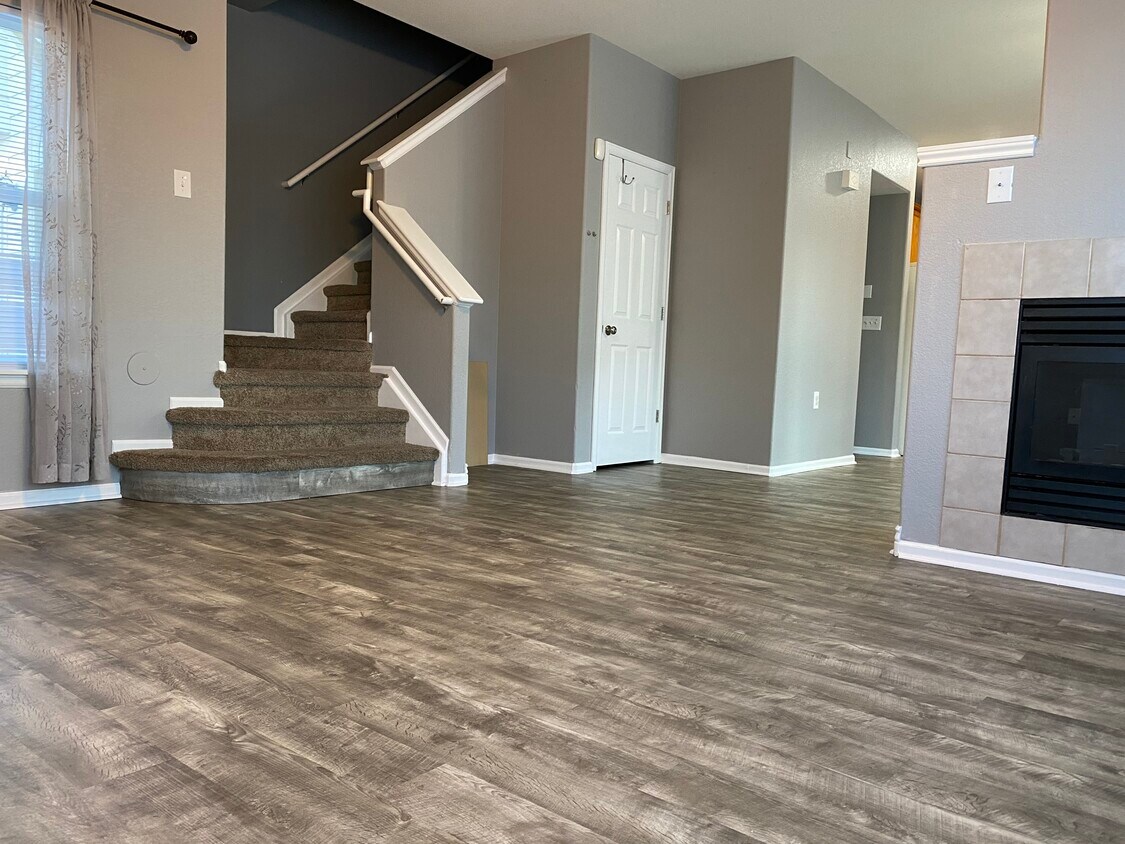 13121 Grant Cir N Unit B, Thornton, CO 80241 Condo for Rent in