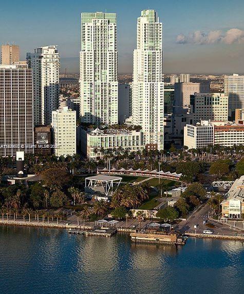 Foto del edificio - 253 NE 2nd St