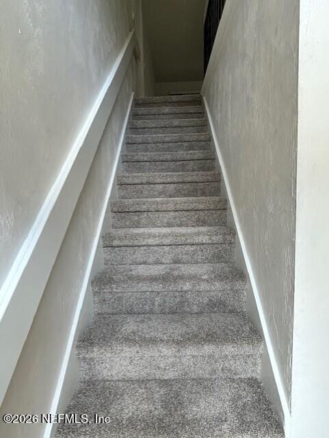 Building Photo - 46 Hembury Ln