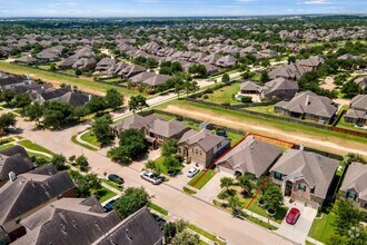 Building Photo - 20819 Orange Poppy Dr