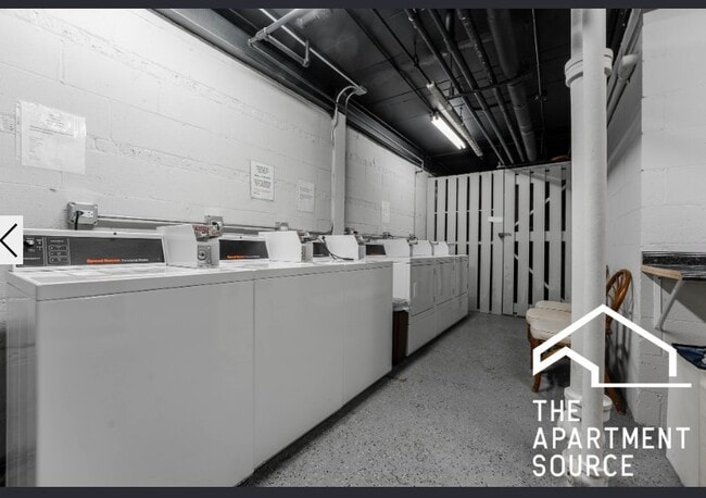 Foto del edificio - 6821 N Sheridan Rd