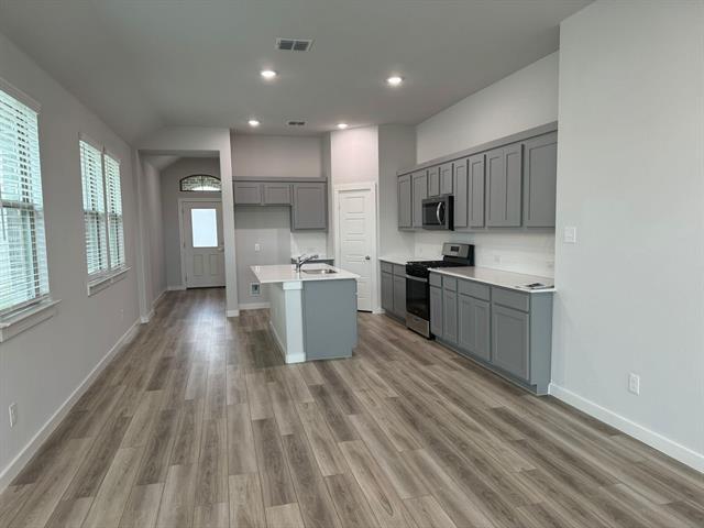 Foto del edificio - 3904 Kenwood Dr