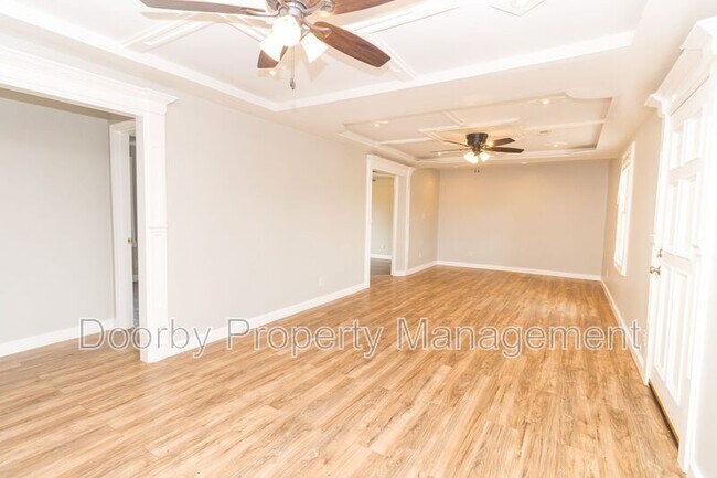 Foto del edificio - 604 S Cherokee St