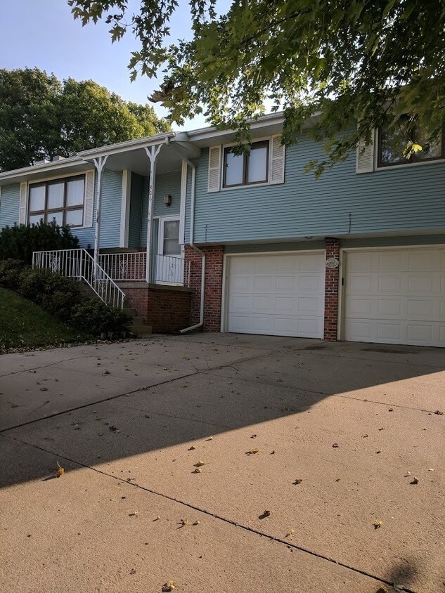 Primary Photo - 406 N 28th St