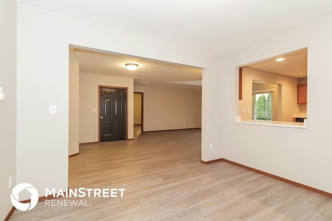 Foto del edificio - 1424 202nd St Ct E