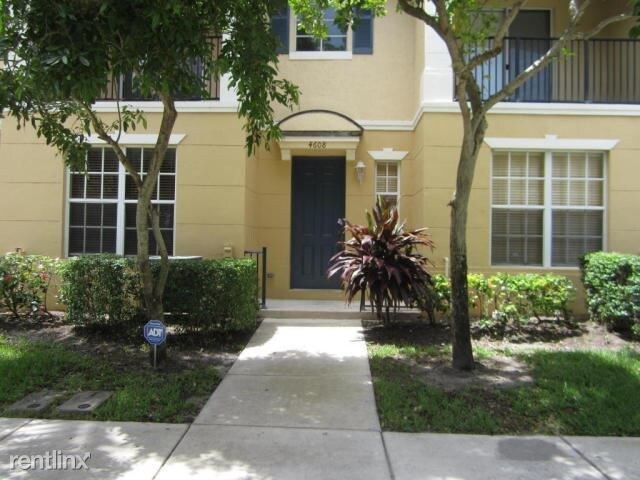 Primary Photo - 400 NE 20th St