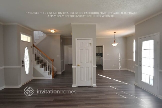 Building Photo - 113 Brampton Cir