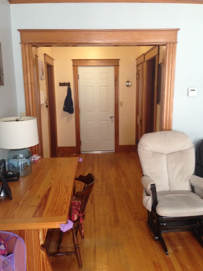 Building Photo - 21 Fessenden St