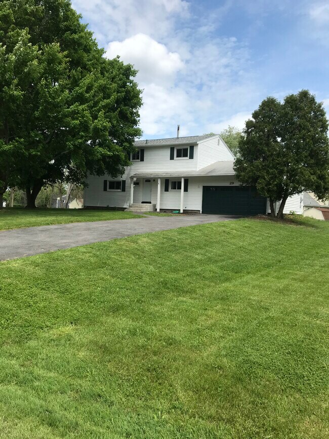 Building Photo - 29 Harwin Dr
