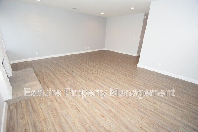 Foto del edificio - 3611 Ketch Ave