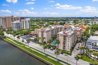 Building Photo - 1803 N Flagler Dr