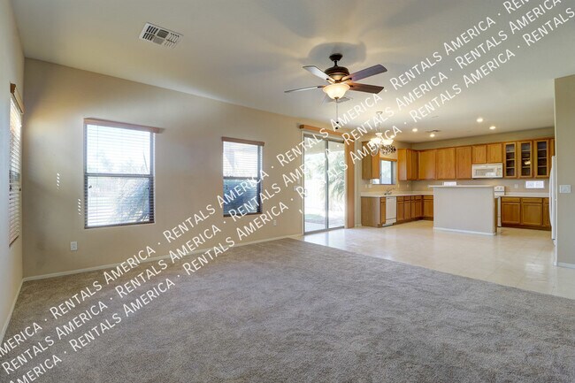 Foto del edificio - Golf Course Living in Queen Creek!
