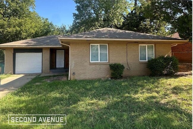 Building Photo - 1521 Meyers Pl
