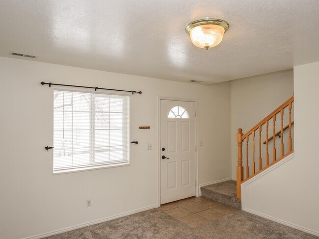 Building Photo - 105 Penhurst Pl