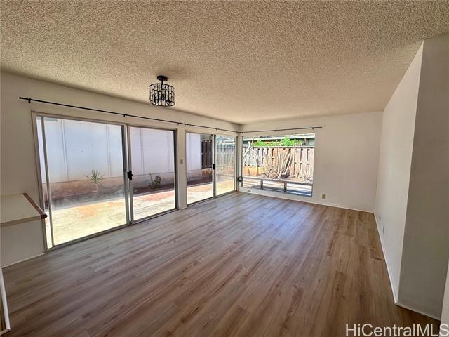 Building Photo - 94-1069-1069 Mele St
