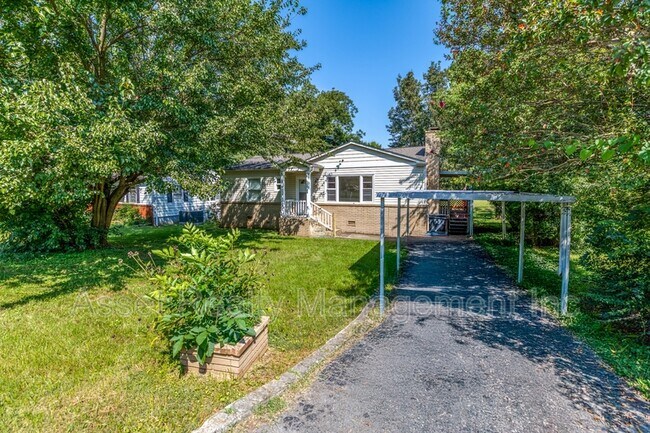Foto del edificio - 2139 W Gilbert Ln