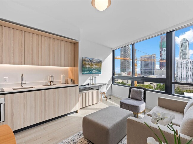 Building Photo - 225 N Miami Ave