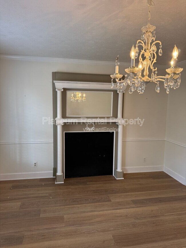 Foto del edificio - 4007 Shady Cir NW