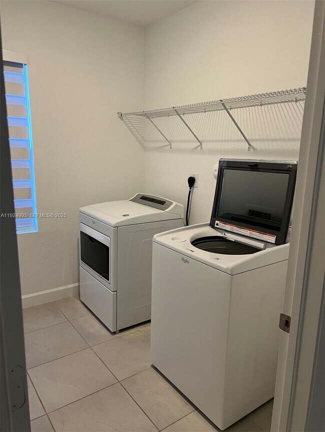 Foto del edificio - 27034 SW 132 Ct Rd