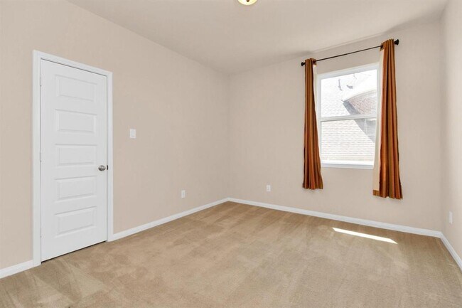 Building Photo - 4606 Sky Harbor Ct