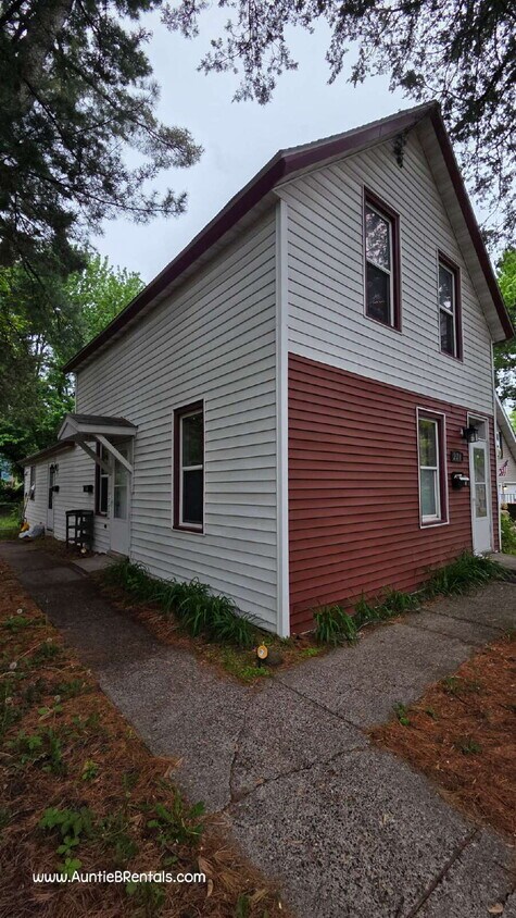 1BR 1BA Property in Stillwater - Video tour - 1BR 1BA  Property in Stillwater - Video tour
