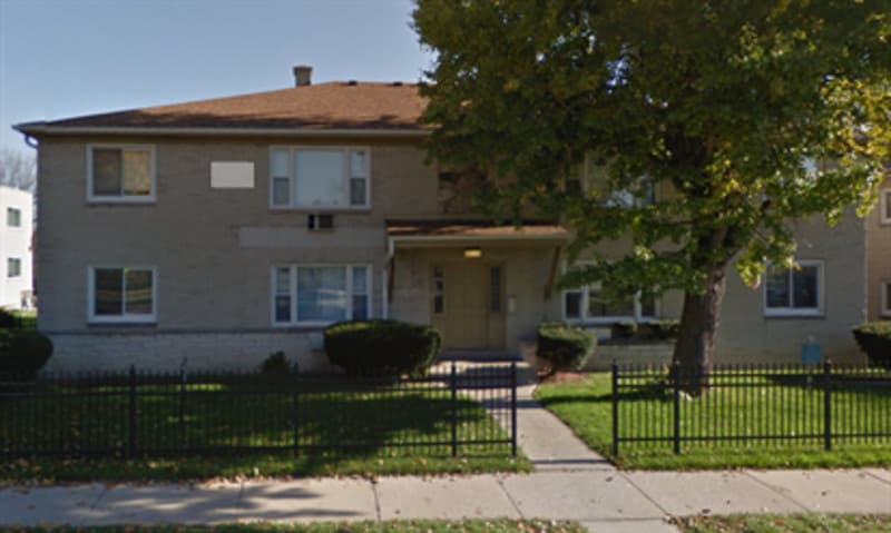 Foto principal - 6836 W Appleton Ave