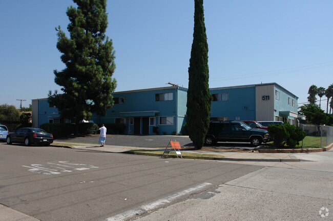 Foto del edificio - 511 June Way