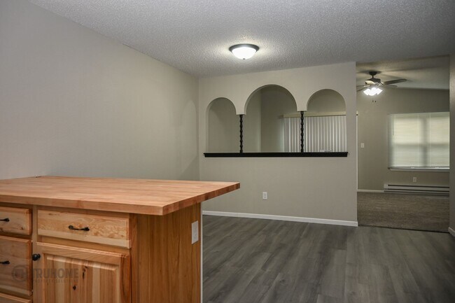 Building Photo - 1714 Duplex