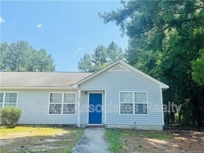 Building Photo - 233 Bahia Ln