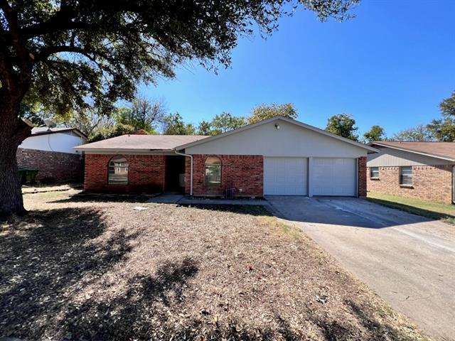 Foto principal - 6016 Hillcrest Dr