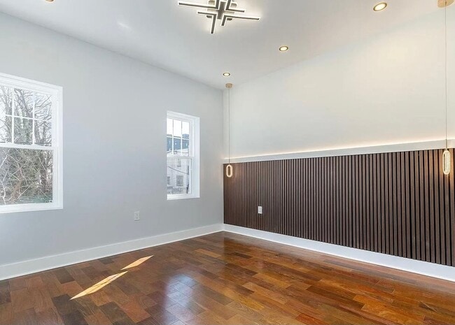 Foto del edificio - 9026 W Avalon Dr