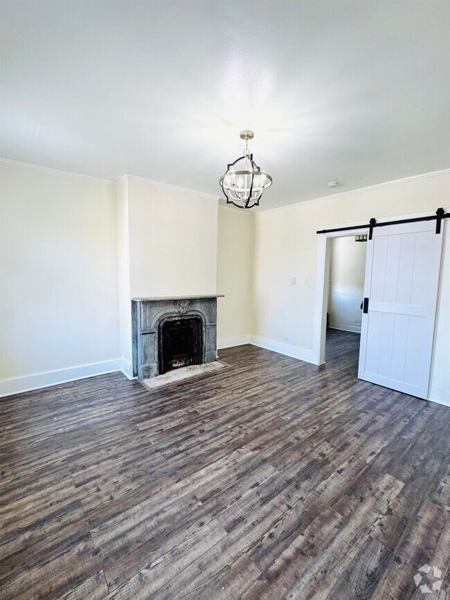Building Photo - 289 Communipaw Ave