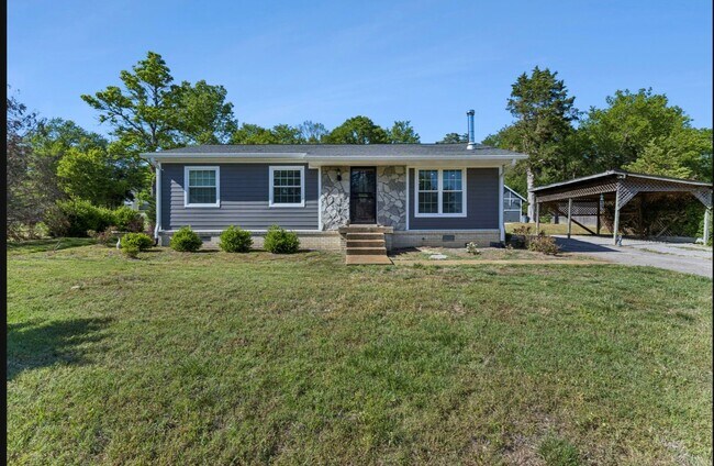 Building Photo - 15 Cedar Creek Dr