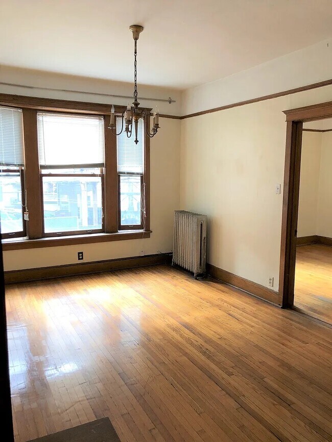Foto del edificio - 3326 N Clark St