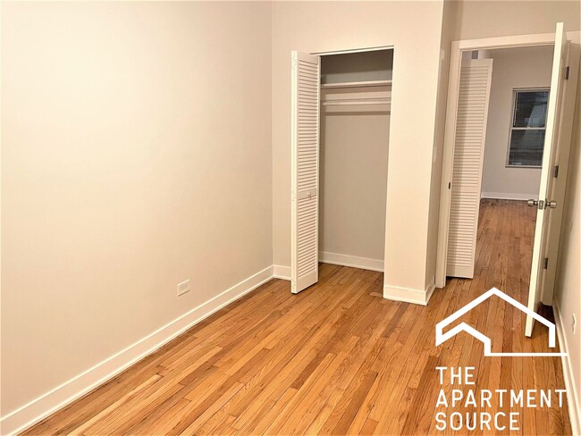 Foto del edificio - 4405 N Kimball Ave