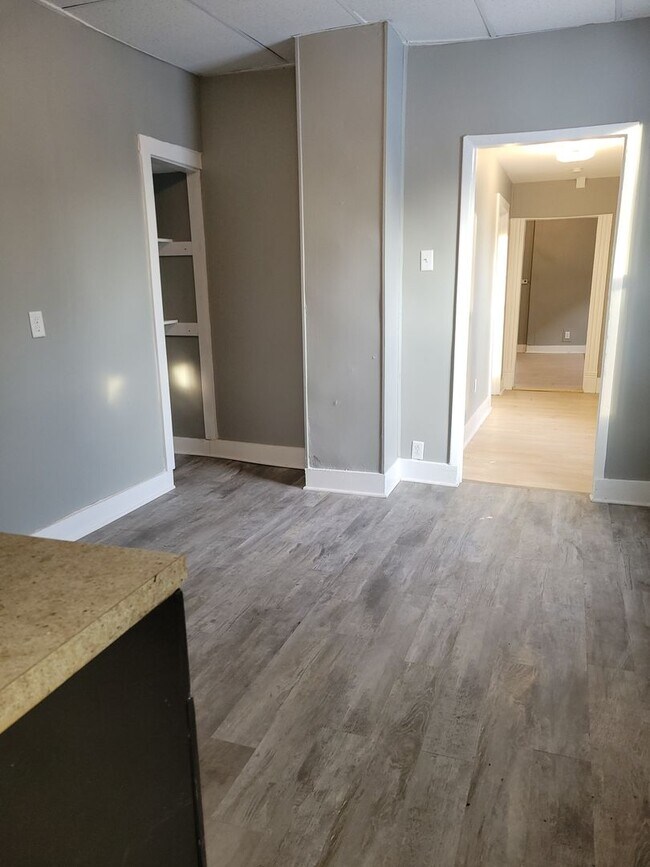 Foto del edificio - 914 South 16th Street, Saint Joseph, MO. 6...