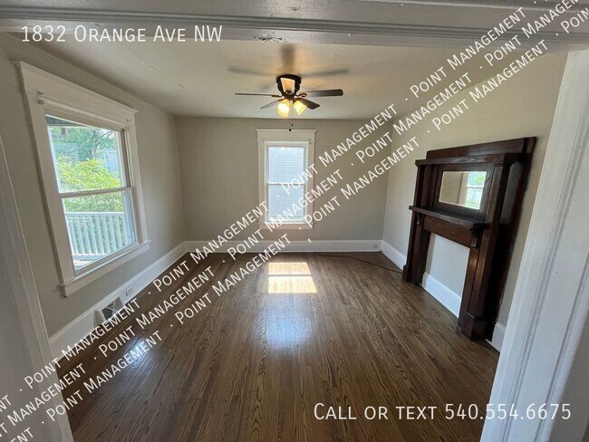 Building Photo - 4 Bed 2 Bath House on Orange Ave (UPDATED ...