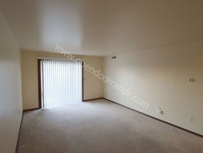 Foto del edificio - 1000 Old Brick Rd