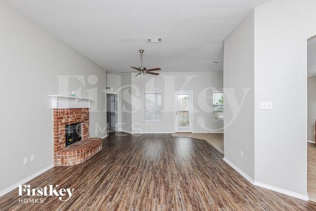 Building Photo - 9228 Alyssa Dr