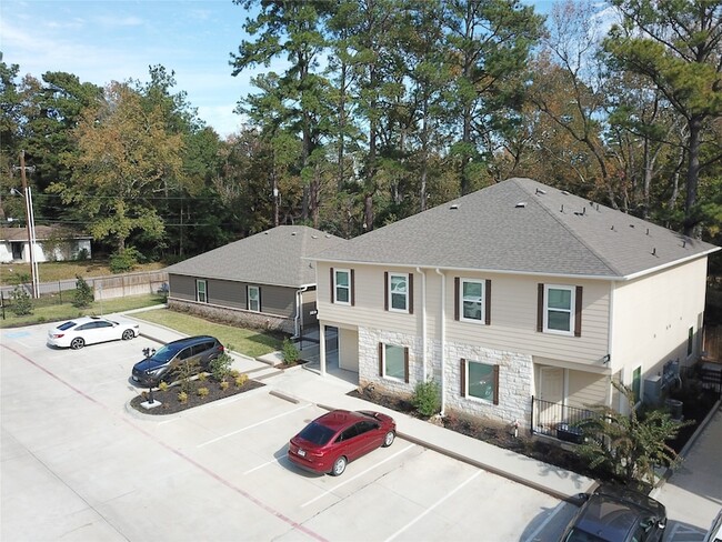 Building Photo - 615 Hayman St