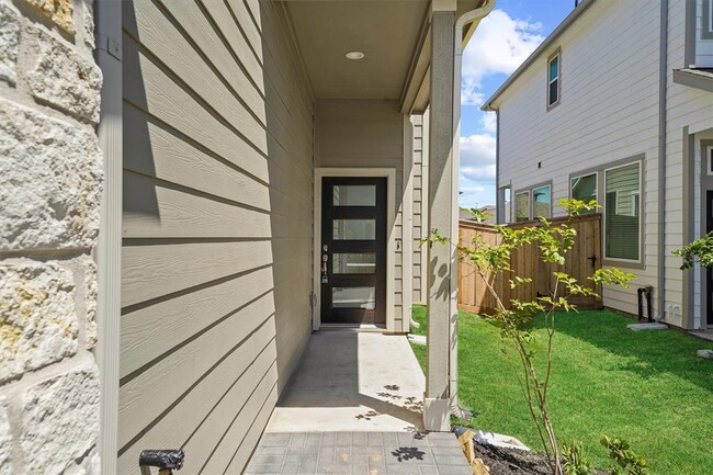 Building Photo - 12954 Rio Mariano Ln