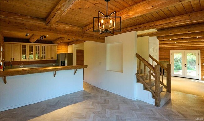 Foto del edificio - 373 Loftyhill Dr