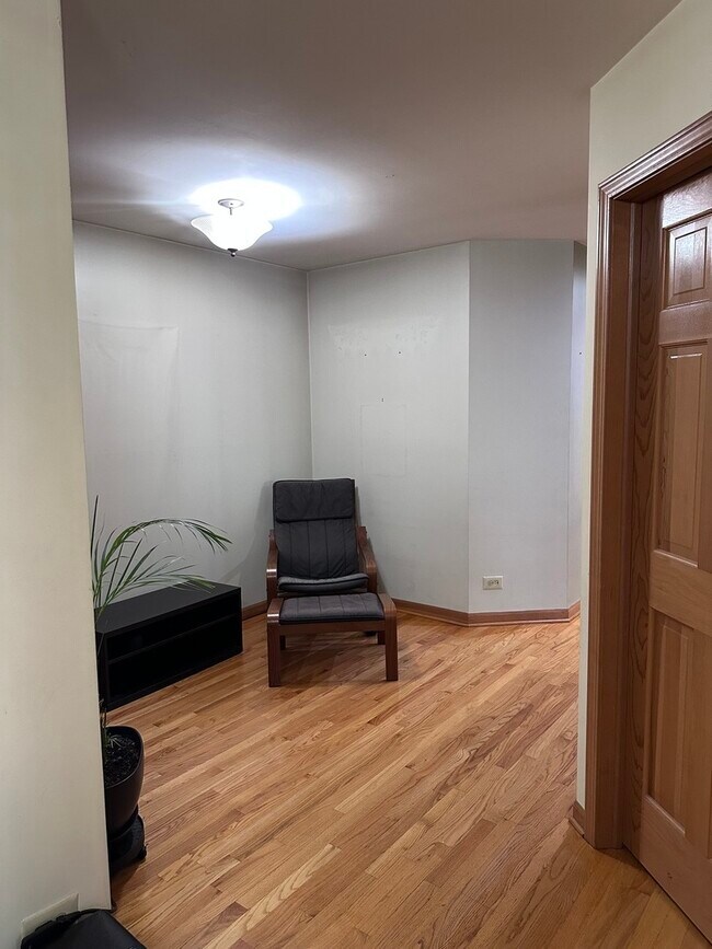 Foto del edificio - 2153 Seaver Ln