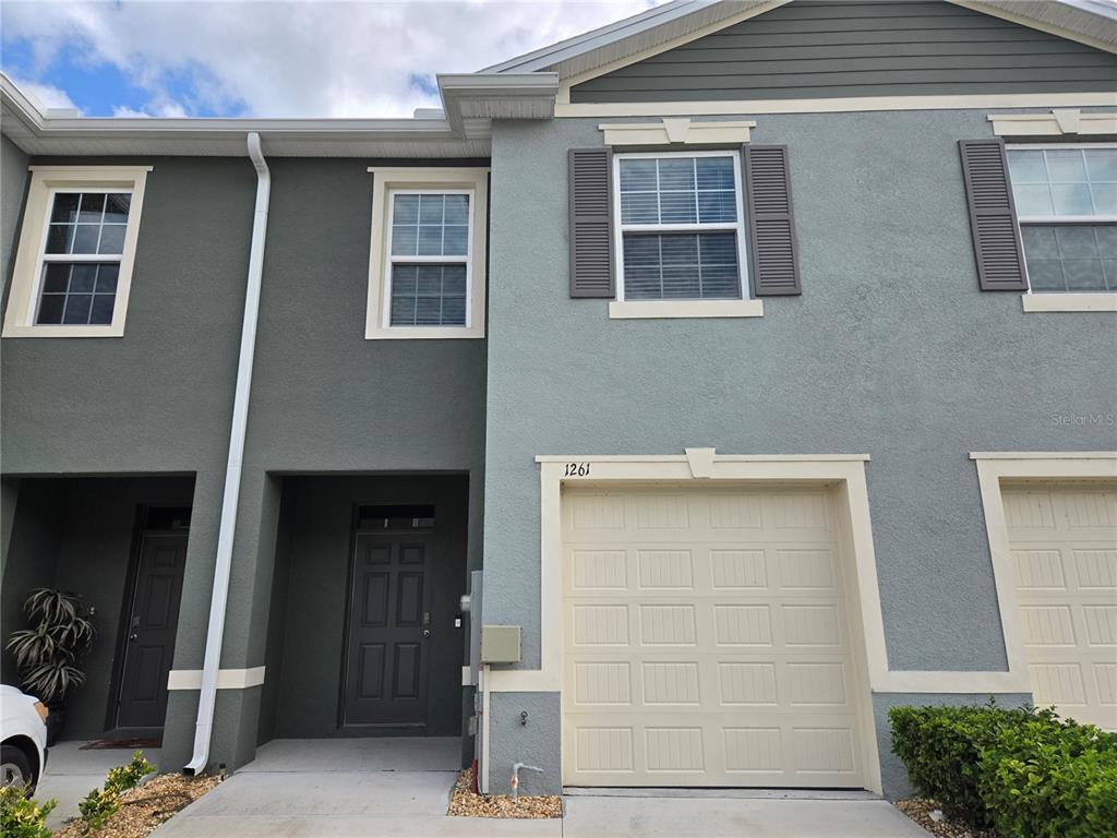 Primary Photo - 1261 Yellow Finch Dr