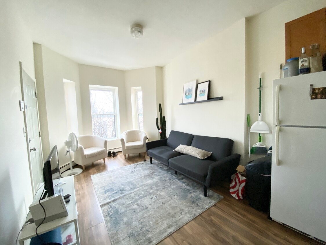 Foto principal - 72 Hammond St