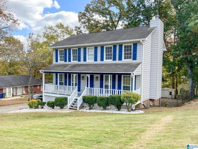 Building Photo - 2308 Buckingham Pl