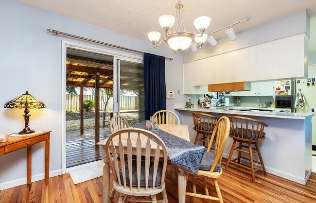 Foto del edificio - 804 SE 168th Ave