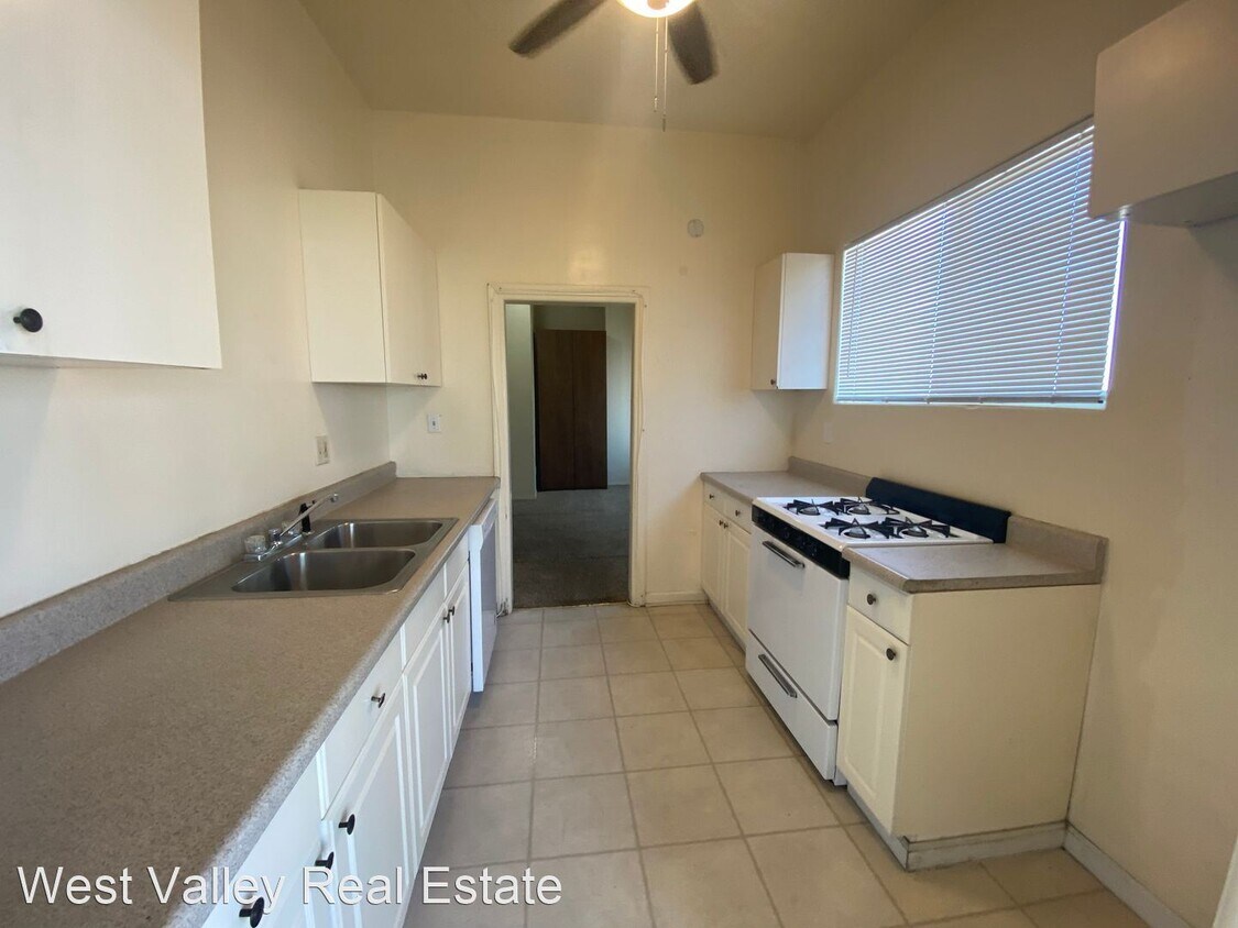 Primary Photo - 1 br, 1 bath House - 218 4th Street #1-A